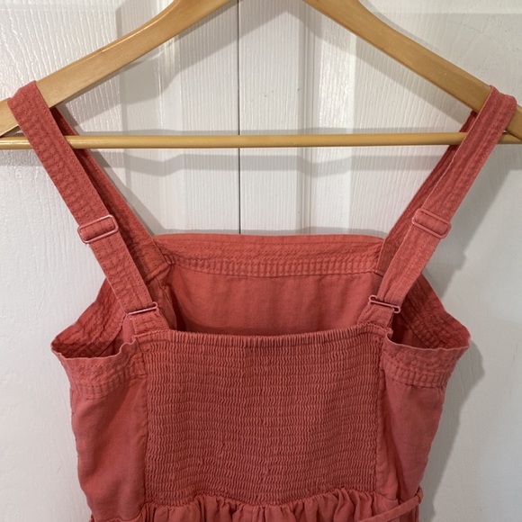 Old Navy sugarpop romper. Size medium - Picture 4 of 12